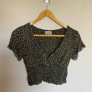 urban outfitters animal print cinched short sleeve blouse